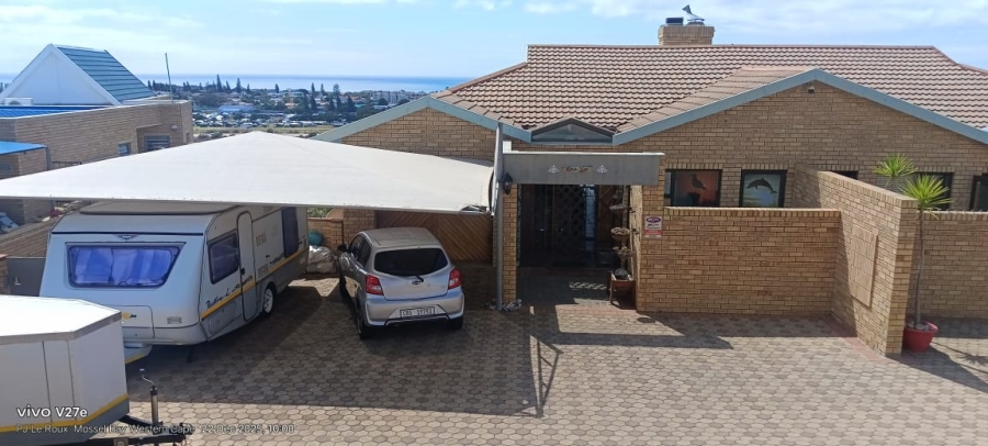 3 Bedroom Property for Sale in Hartenbos Heuwels Western Cape